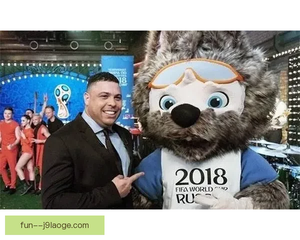 2026世界杯吉祥物周边墨西哥城首发掀起球迷连夜排队抢购热潮